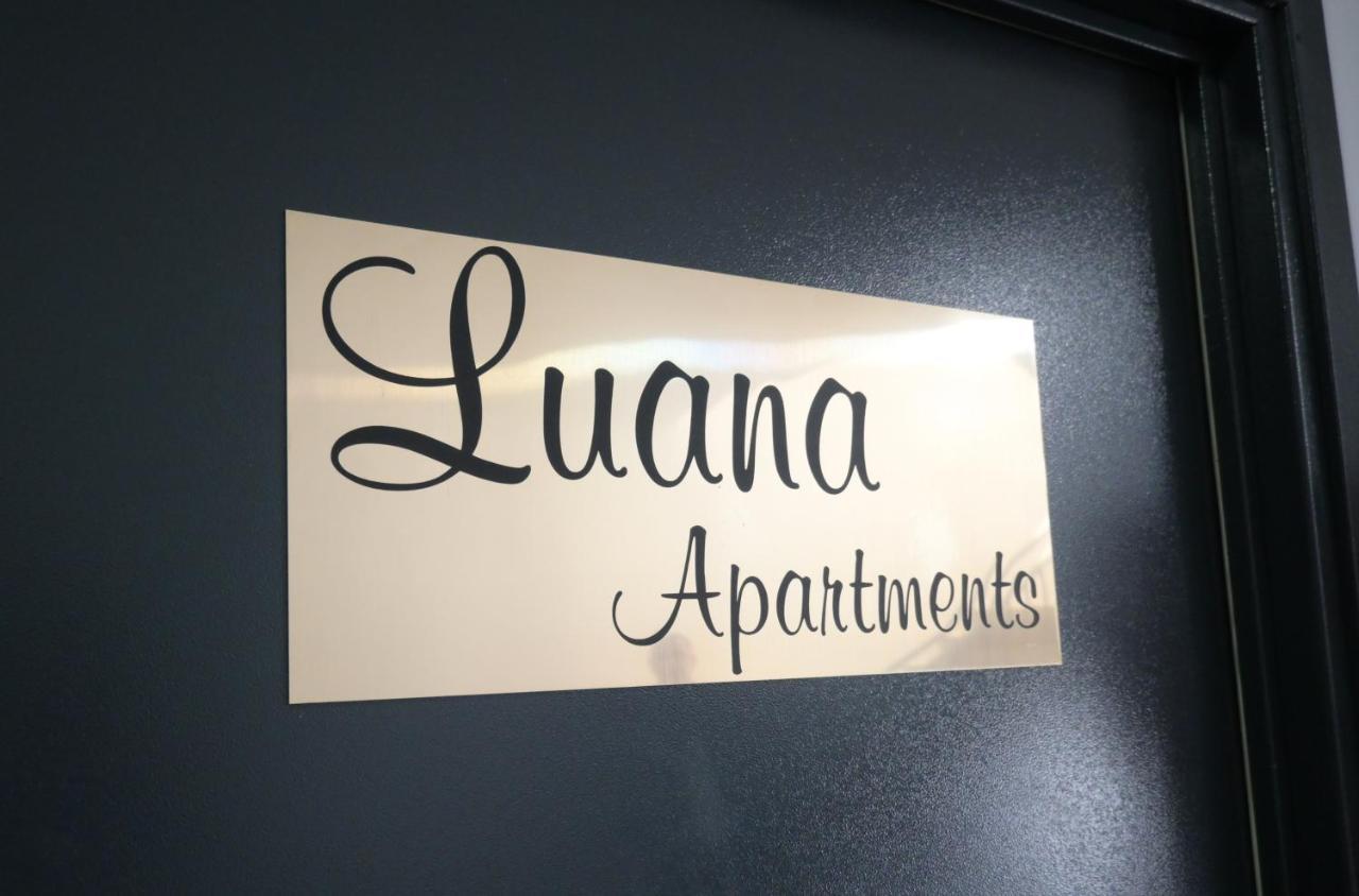 Luana Airport Apartments #4 오토페니 외부 사진