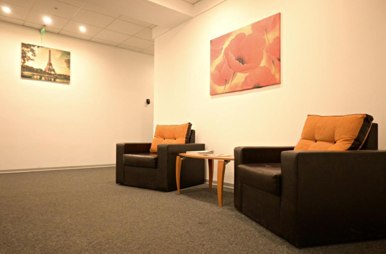 Luana Airport Apartments #4 오토페니 외부 사진